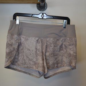 Lululemon Run Times Short II *4"